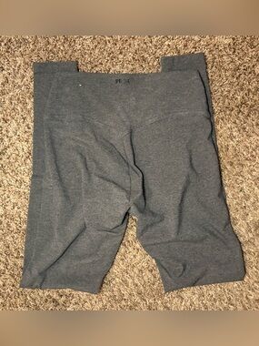 Victoria’s Secret PINK Charcoal Gray High-Waisted Leggings - Size Small Regular
